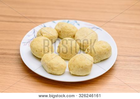 Traditional Matzoh Ball Kneidlach For Soup.white Platel With Authentic Matzo Ball For Chicken Taste 