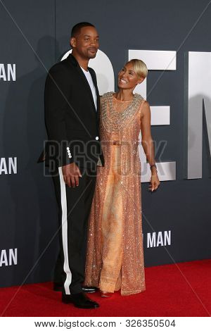 LOS ANGELES - OCT 6:  Will Smith, Jada Pinkett Smith at the 