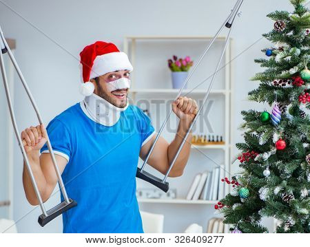 Injured man celebrating christmas at home