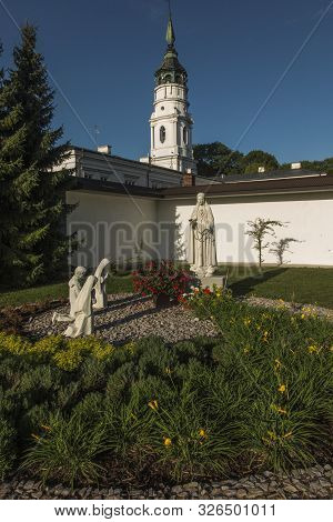 Chelm, Poland, September 14, 2019: Shrine, The Basilica Of The Virgin Mary In Chelm In Eastern Polan