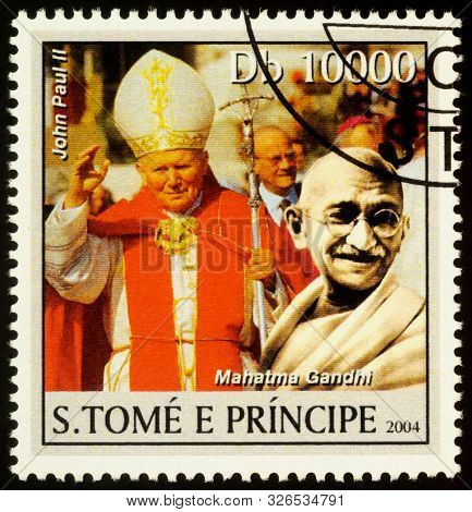 Moscow, Russia - October 09, 2019: Stamp Printed In Sao Tome And Principe, Shows Portrait Of Pope Jo