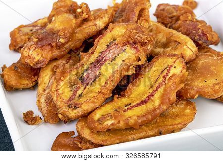 Crisp Deep-fried Sliced Banana, Fried Banana, Kluay Khek, Sweet