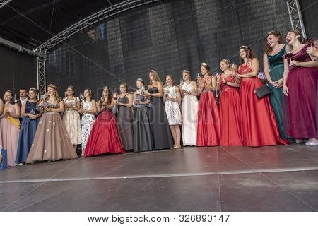Many German Wine Princesses Presenting Her Wine Area At The Gau-algesheim Wine Festival