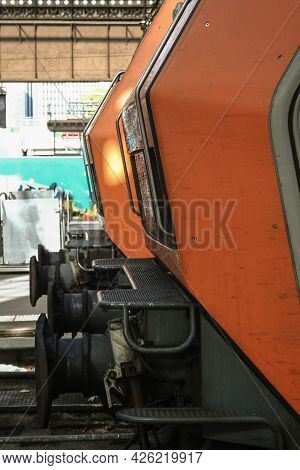 Selective Blur On The Buffers Of Electric Locomotives On The Tracks And Platforms Of Paris Gare D'au