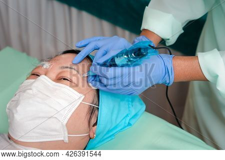 Eyebrow Tattoo Clinic Or Eyebrow Embroidery Clinic
