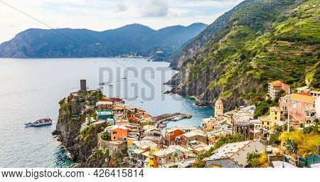 Riomaggiore, Cinqueterre, Cinque Terre National Park, Liguria, Italy