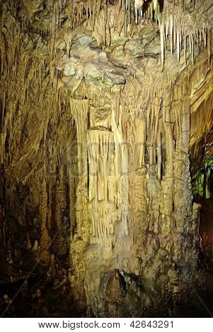 Grotte à l'envers
