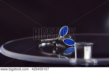 Lapis Leaf Ring
Is A White Gold Ring Decorated With Beautiful Lapis Lazuli