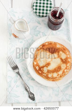 Pannkakor med sylt