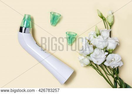 Blackhead Vacuum Remover Or Pore Cleaner Is Home Beauty And Skin Care Device For Facial Cleaning. Te