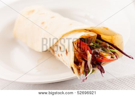 tortilla with meat and vegetables