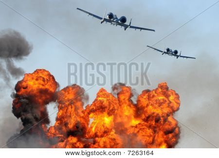 สอง Jetfighter โจมตี