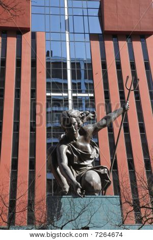 Portlandia una estatua, Portland OR.