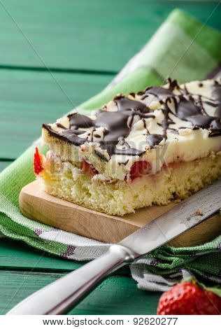Mom's Dessert With Fresh Strawberries