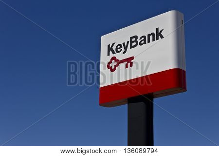 Indianapolis - Circa June 2016: KeyBank Consumer Branch. KeyBank is a Regional Bank Based In Cleveland III