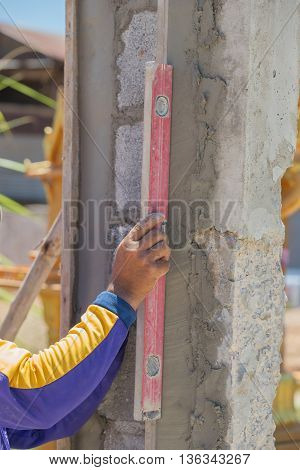 Leveling Concrete Wall With Tool Bubble Spirit Level (water Level)