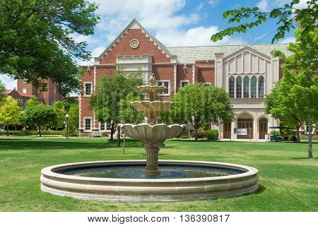 Lissa And Cy Wagner Hall