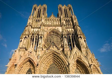 Reims Katedrali