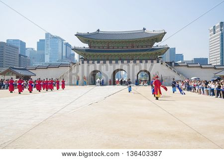 SEOULSouth Korea - MAY 22: Changing of the Royal guard ceremony at the Gwanghwamun main Gate of Gyeongbokgung Palace. MAY 22 2016 in Seoul South Korea