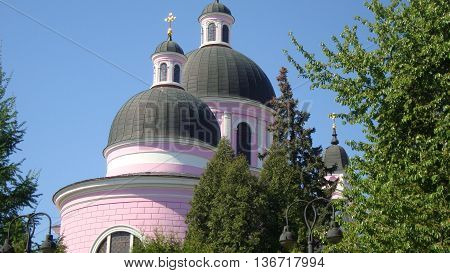 The city of Chernovtsy in Ukraine architecture and sights