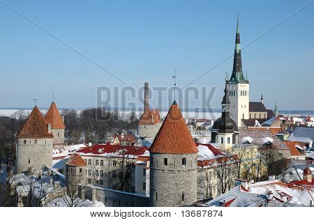 Visning af en gammel by i Tallinn