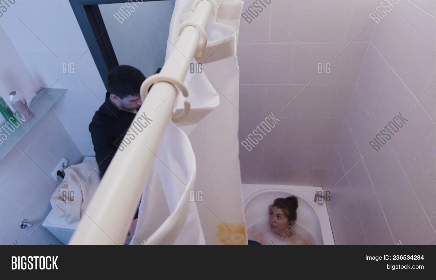 Whilst her boyfriend was in the bathroom pics 248