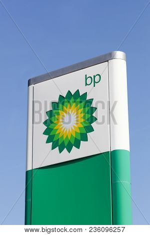Macon, France - March 22, 2016: Bp Logo On A Panel. Bp Also Name British Petroleum, Is One Of The Wo