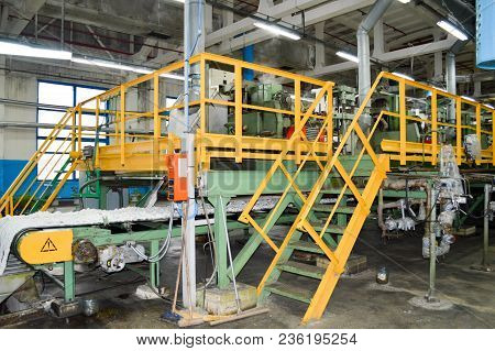 Line For The Manufacture Of Brown Colored Synthetic Acrylic Fiber At A Chemical Plant