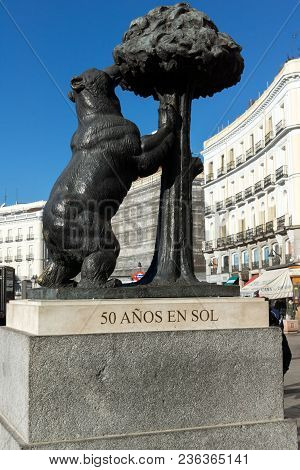 Madrid, Spain - January 22, 2018:  Statue Of The Bear And The Strawberry Tree At Puerta Del Sol In M