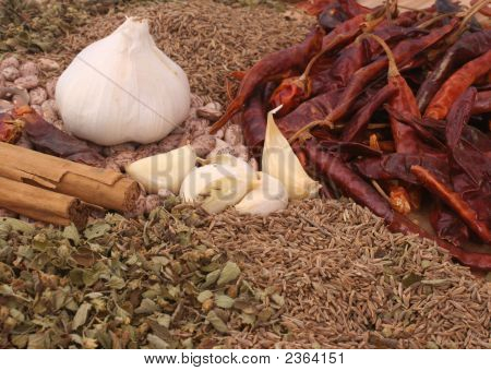 เครื่องเทศกระเทียมและพริก