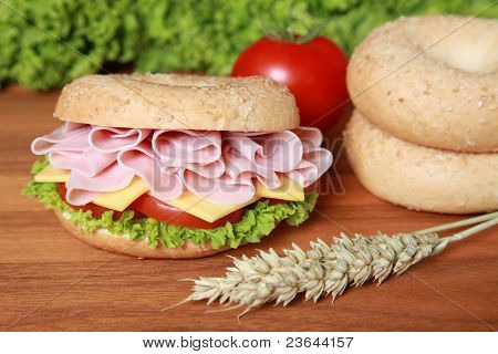 Bagel With Ham