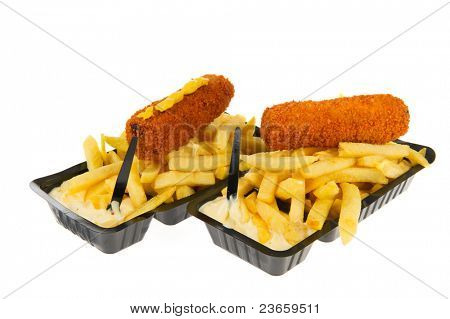 Картофель фри с голландской kroketten и майонезом
