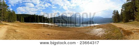 Lake Crno