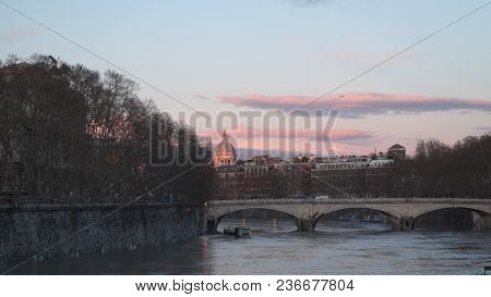 Ponte Umberto I, Also Known As Ponte Umberto, Is A Bridge That Links Piazza Di Ponte Umberto I To Pi