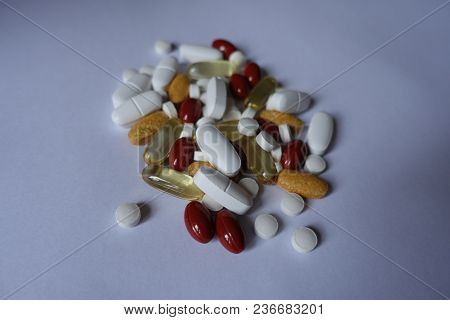 Lutein, Multivitamins, Calcium, Vitamin K And Fish Oil Pills