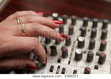 Tuning akustische Frequenz