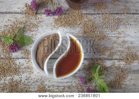 Natural Scrub Made With Honey And Chia Grains, Special For Facial Skin