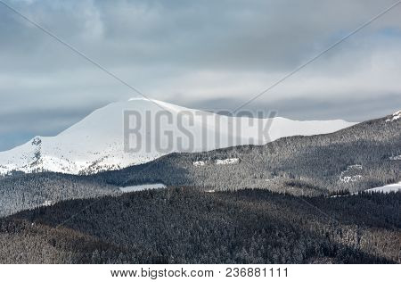 Picturesque Winter Mountain View From Skupova Mountain Slope. Ukraine, View To Chornohora Ridge And 