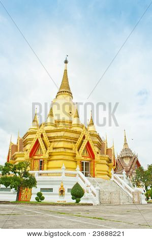 Chiesa d'oro al tempio di Wang Ma ora