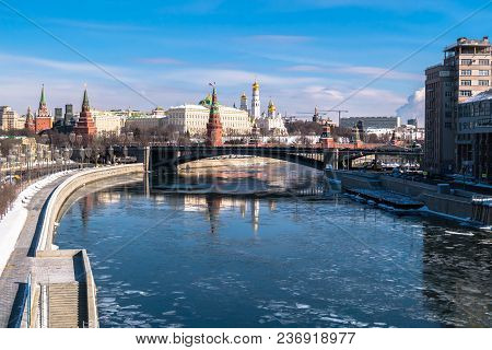 The Most Recognizable Moscow Panoramic View. Bolshoy Kamenny Bridge Over The Moscow River. Ancient K