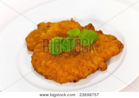 Grande Schnitzel, scaloppina, stile Viennese dell'Austria