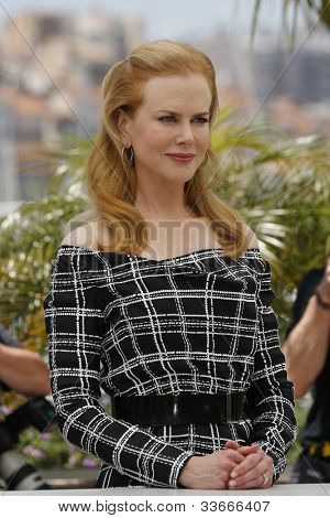 CANNES - huhtikuu: Nicole Kidman Cosmopolis photocall aikana muistettiin Cannesin elokuvajuhlilla 