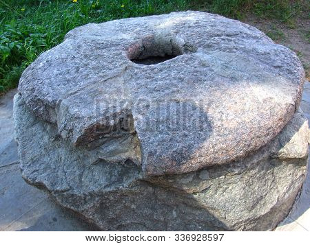 Old Stone Granite Double Millstone In Uglich