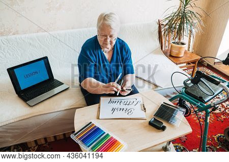 Hobby Ideas For Older People. Retirement Hobbies, Pastimes For Seniors. Activities For Seniors With 