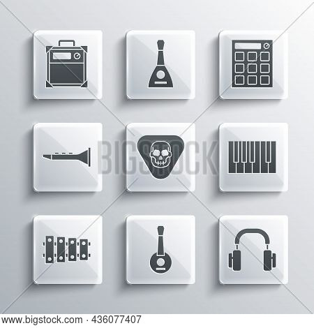 Set Banjo, Headphones, Grand Piano, Guitar Pick, Xylophone, Clarinet, Amplifier And Drum Machine Ico