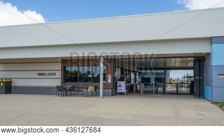 Mackay, Queensland, Australia - October 2021: Swell Cafe At Aquatic Center Serving A Customer While 