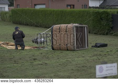 Hasselt, Limburg - Belgium 01-09-2021. Air Balloon Emergency Landing In A Residential Area In Kuring