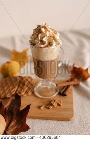 Autumn Latte Cinnamon. Latte Coffee. Pumpkin, Latte, Halloween, Commercial Content. Cozy Latte Set U