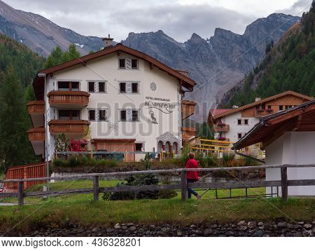 Samnaun, Switzerland - September 28, 2021: Hotel Bundnerhof In Ski Resort And Swiss Duty Free Zone S