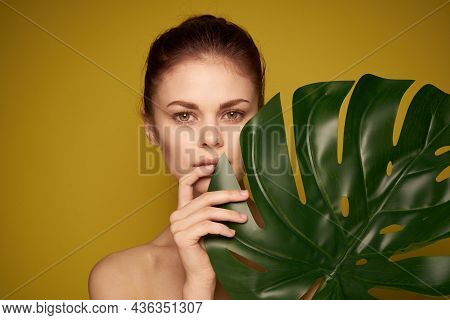 Pretty Woman Palm Leaf Bare Shoulders Isolated Background